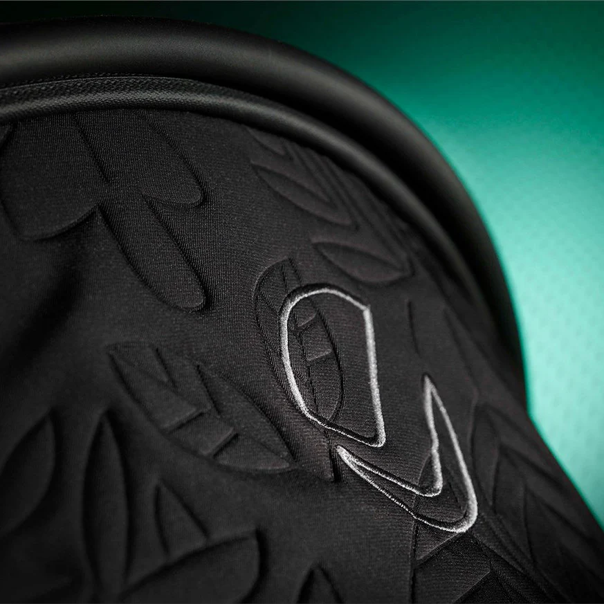 Jané Limited Edition Crosslight Pro Carbon 3in1 Travel System with Lie-Flat Kombibaby Car Seat - Image 17