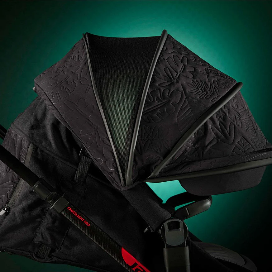 Jané Limited Edition Crosslight Pro Carbon 3in1 Travel System with Lie-Flat Kombibaby Car Seat - Image 19