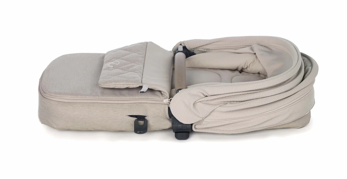 Jane Micro-BB Foldable Carrycot - Image 12