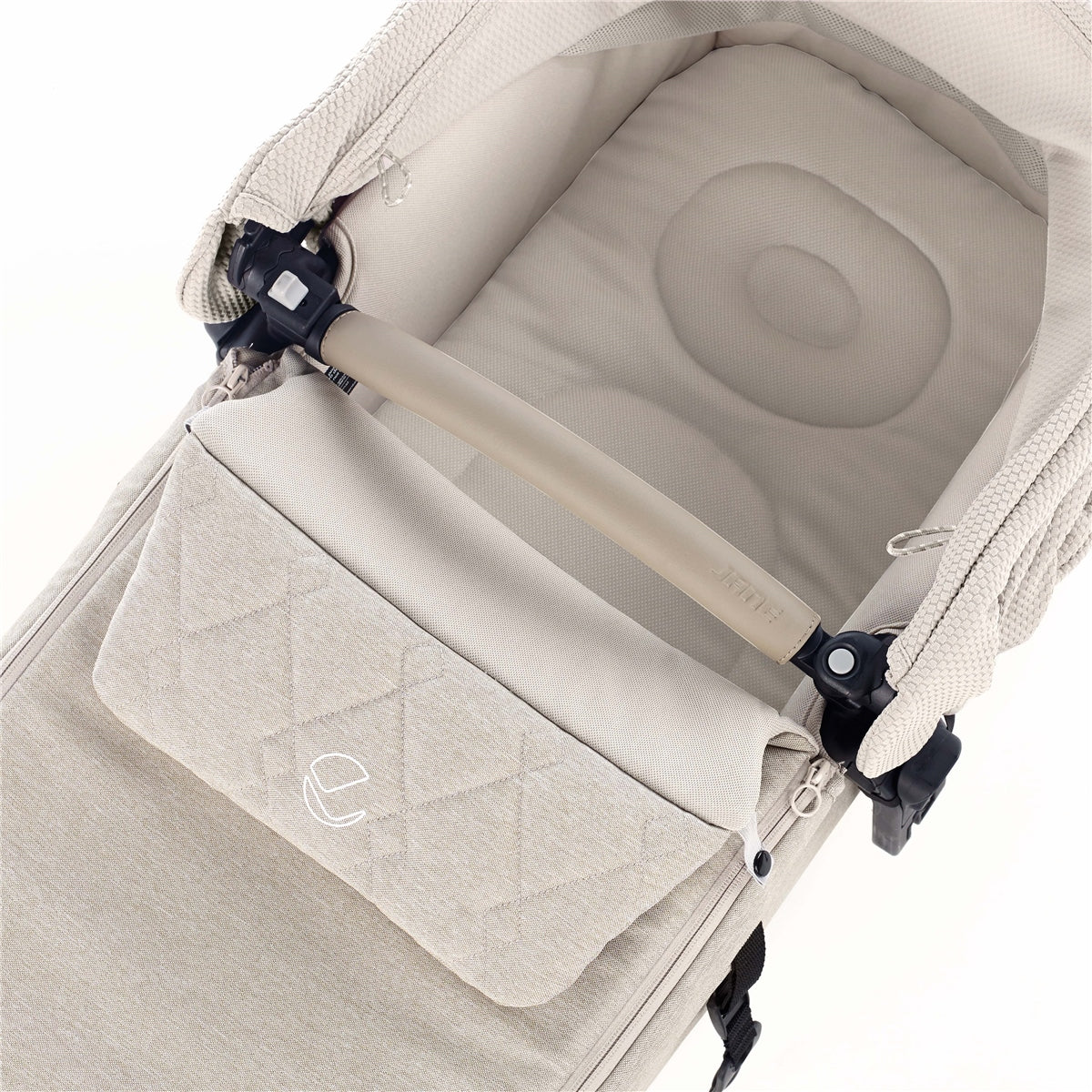 Jane Micro-BB Foldable Carrycot - Image 6