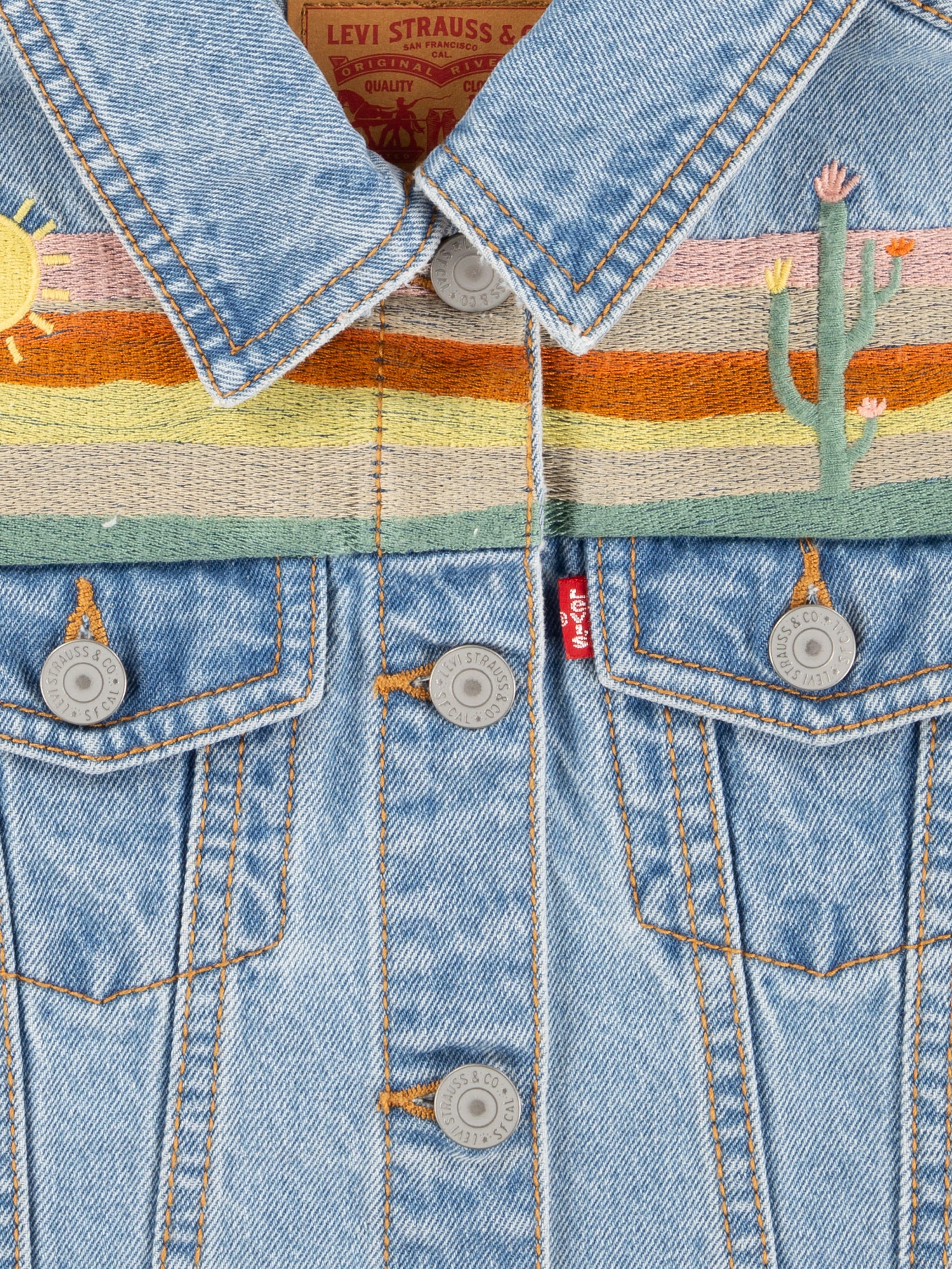 Levi's Girls Embroidered Gilet in Blue - Image 7