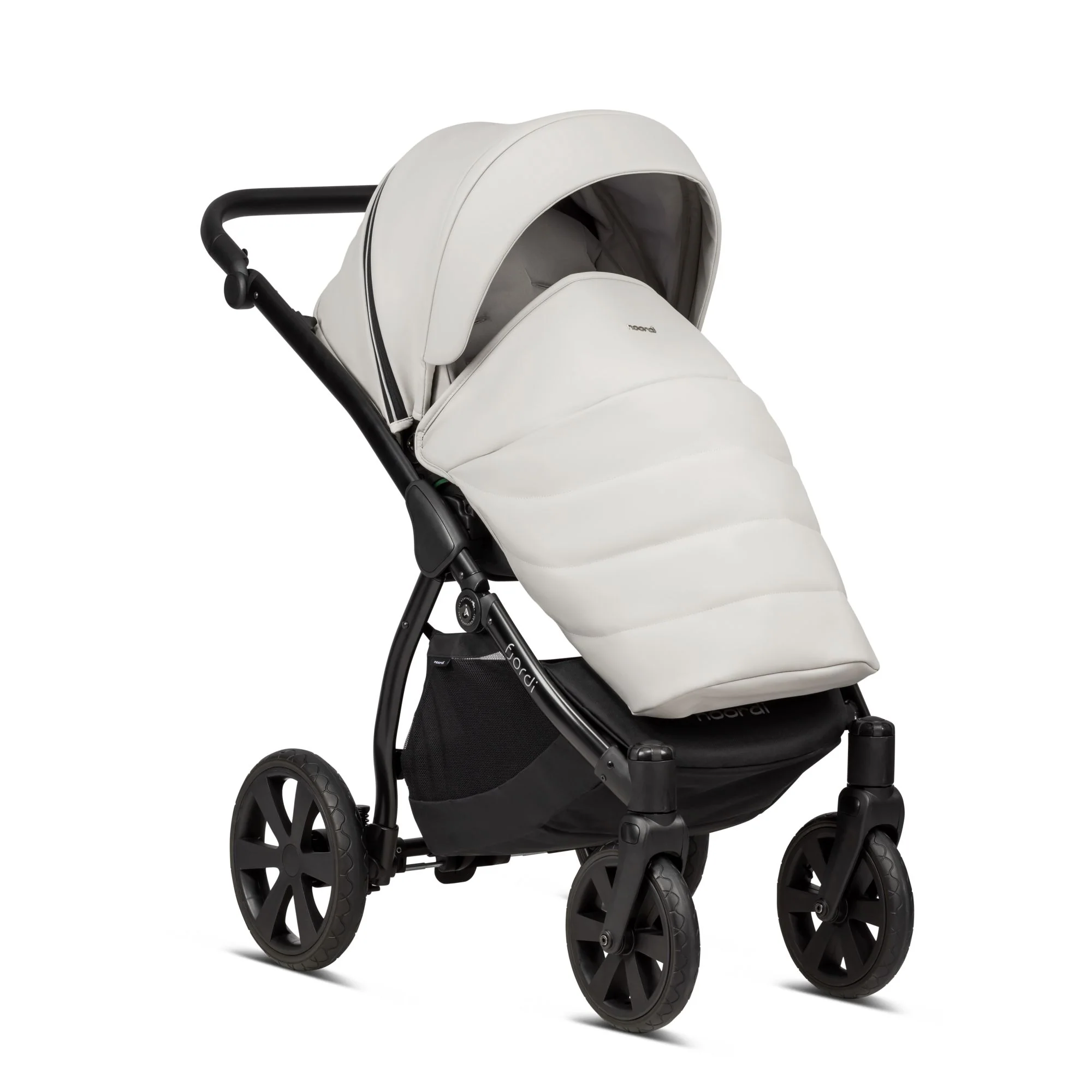 Noordi Fjordi V1 Leather 3in1 with Travel Carrier Car Seat - Image 13
